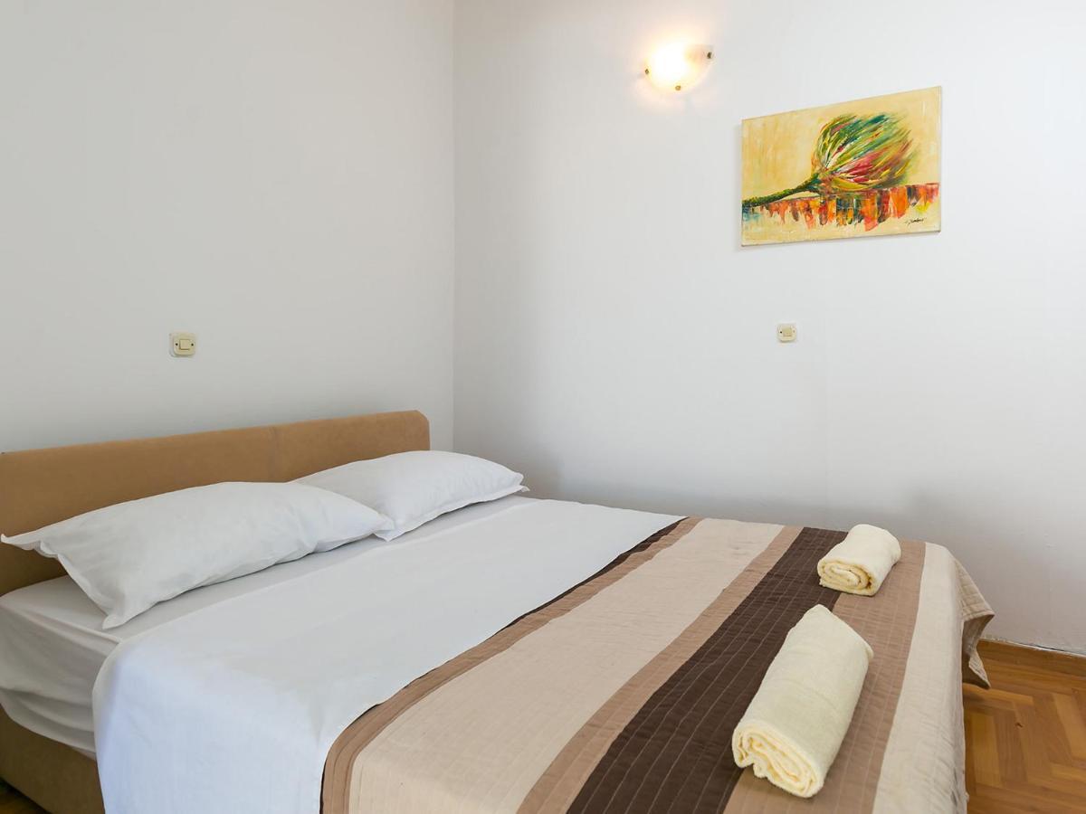 Parentium Apartment Пореч Екстер'єр фото